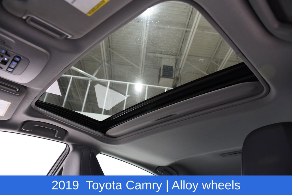 Used 2019 Toyota Camry SE w/ Audio Package image 25
