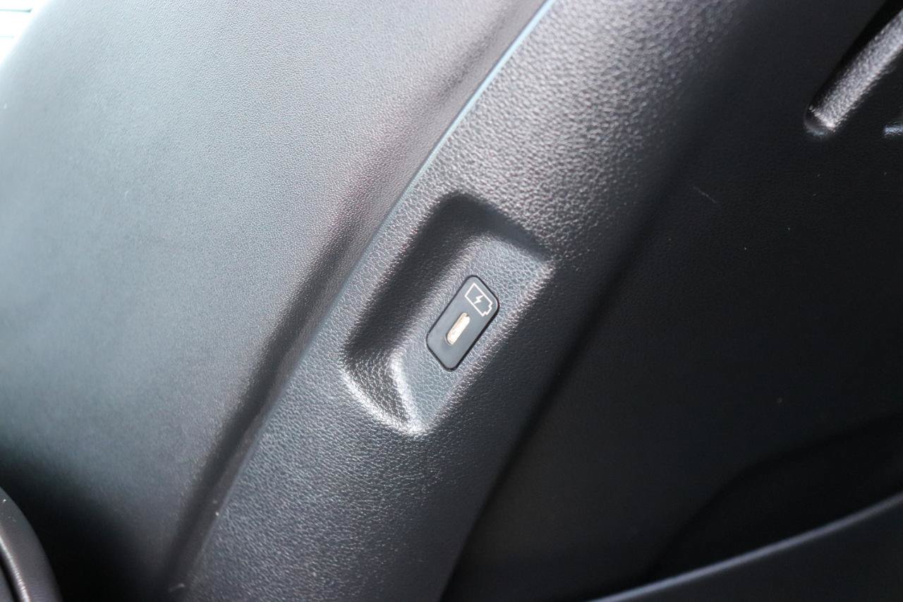 Used 2026 Hyundai Santa Fe SEL AWD/4WD image 25