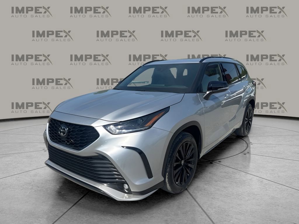 Used 2025 Toyota Highlander Limited image 1