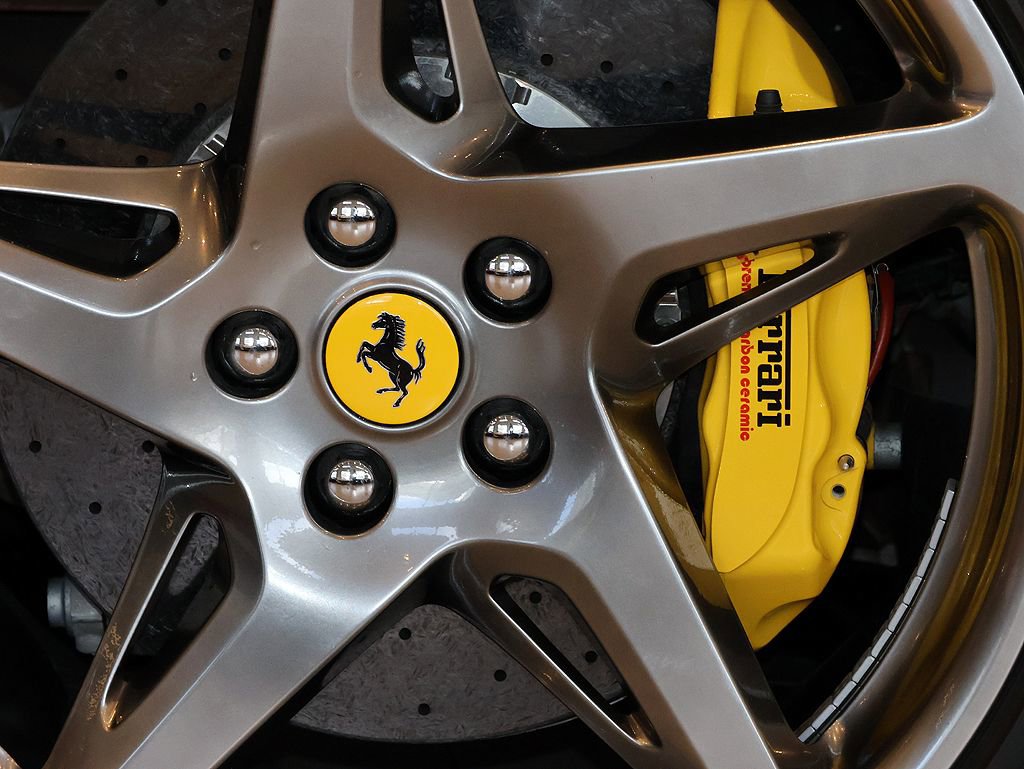 Certified 2013 Ferrari 458 Spider image 86