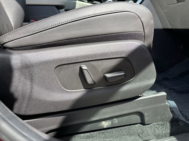Used 2024 Kia Carnival SX FWD image 22