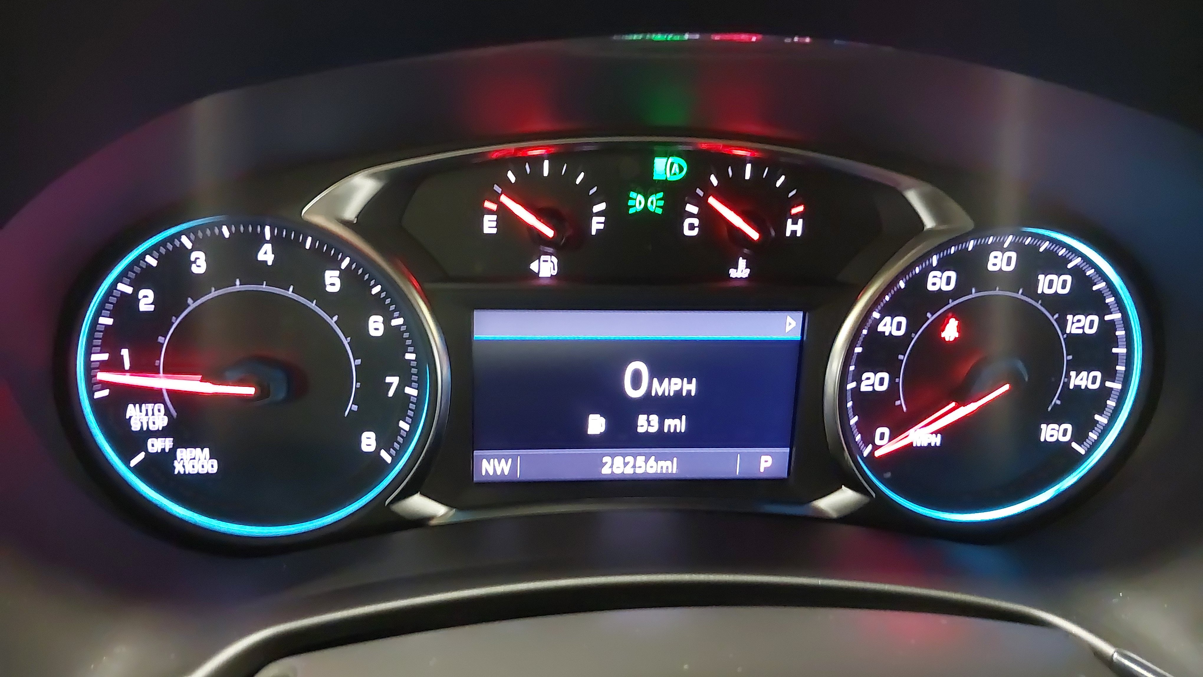 Used 2023 Chevrolet Equinox Premier AWD/4WD image 18