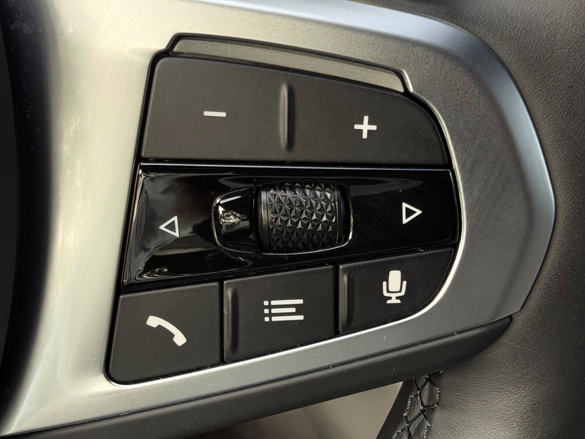 Used 2026 BMW 840i Coupe RWD image 28