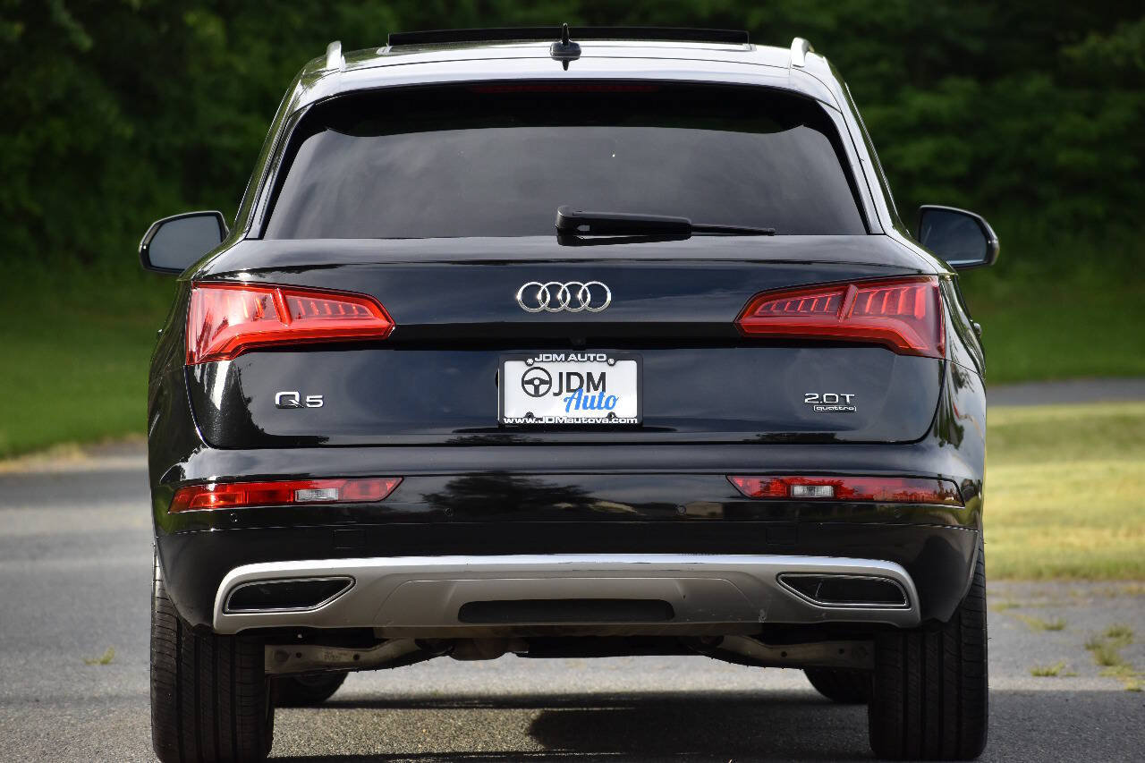 Used 2018 Audi Q5 2.0T Premium Plus w/ Premium Plus Package AWD/4WD image 6