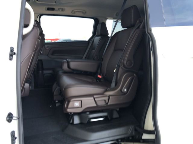 New 2026 Honda Odyssey Touring image 13