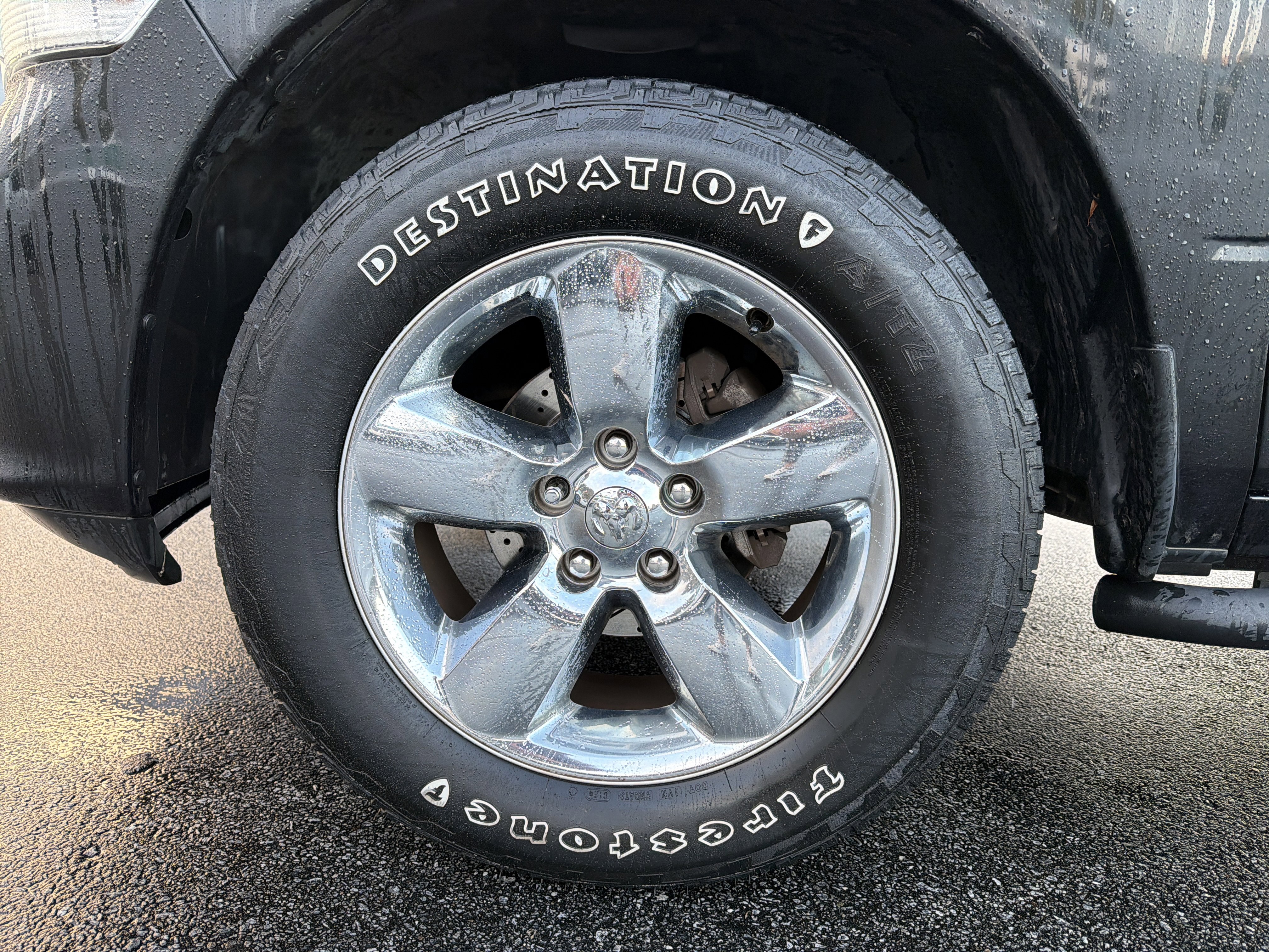 Used 2019 RAM 1500 Express w/ Express Value Package image 12