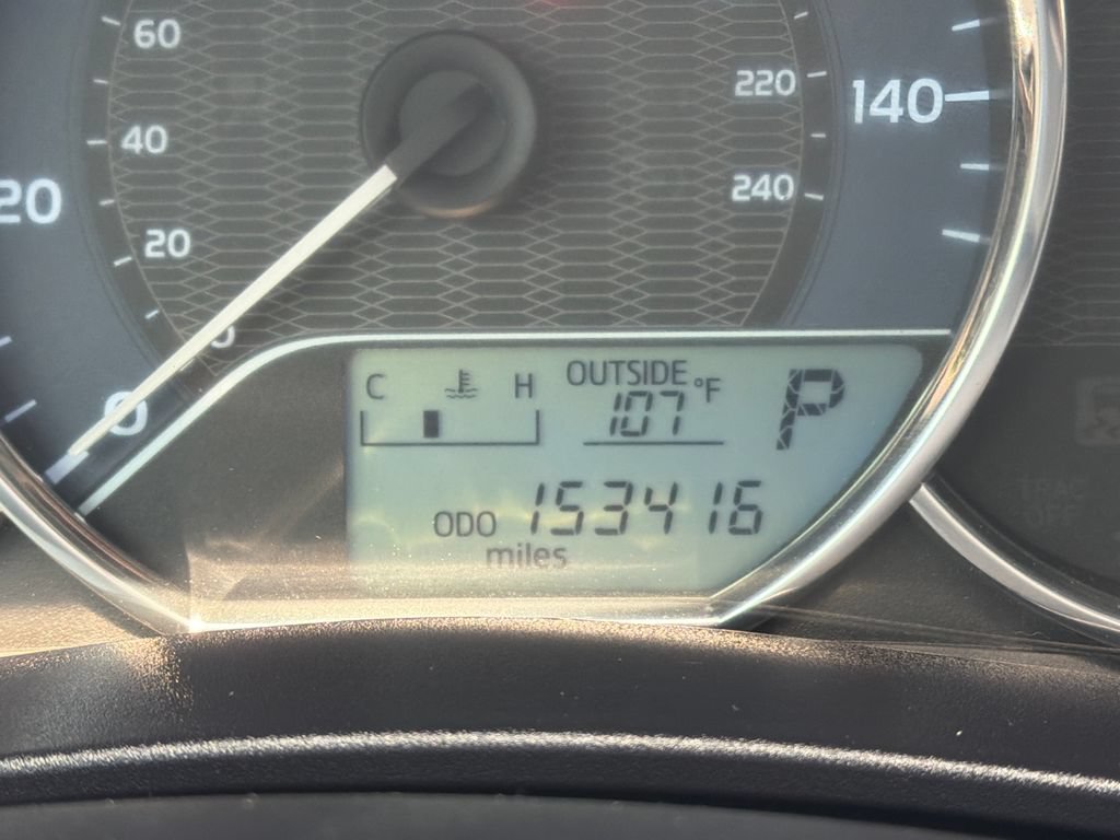 Used 2015 Toyota Corolla L FWD image 11