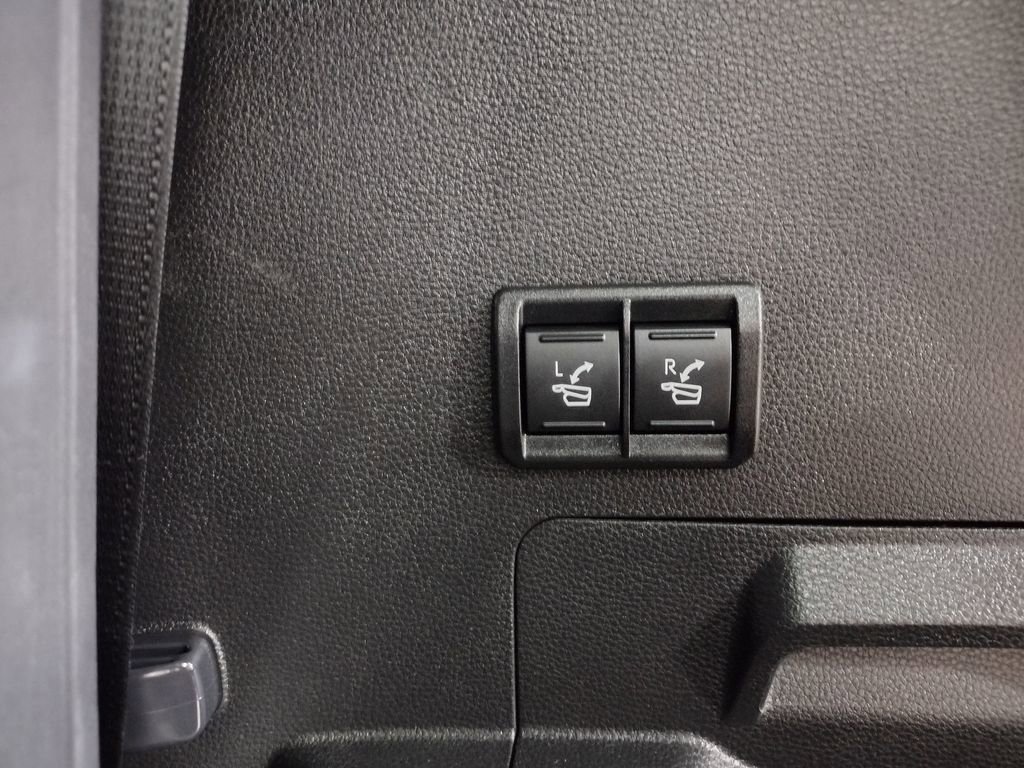Used 2023 Toyota Sequoia Limited w/ TRD Off-Road Package AWD/4WD image 17