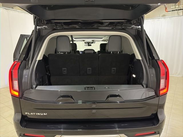 Used 2025 Ford Expedition Platinum AWD/4WD image 25