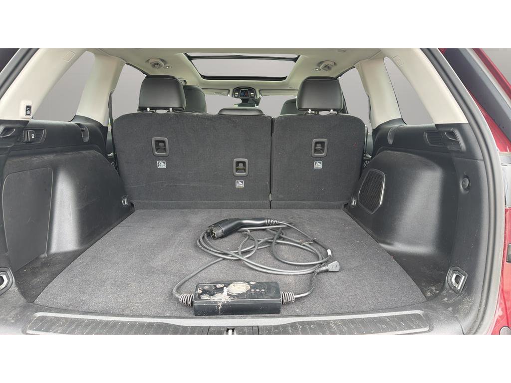 Used 2023 Jeep Grand Cherokee 4WD 4xe w/ Luxury Tech Group II image 12