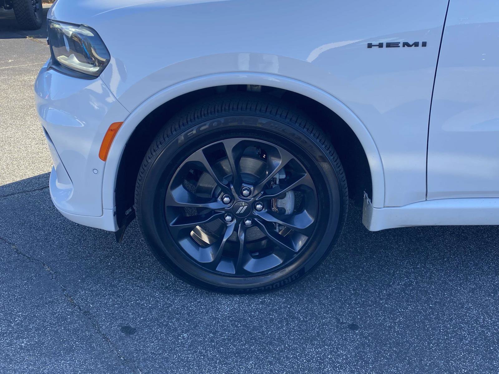 Certified 2024 Dodge Durango R/T image 25