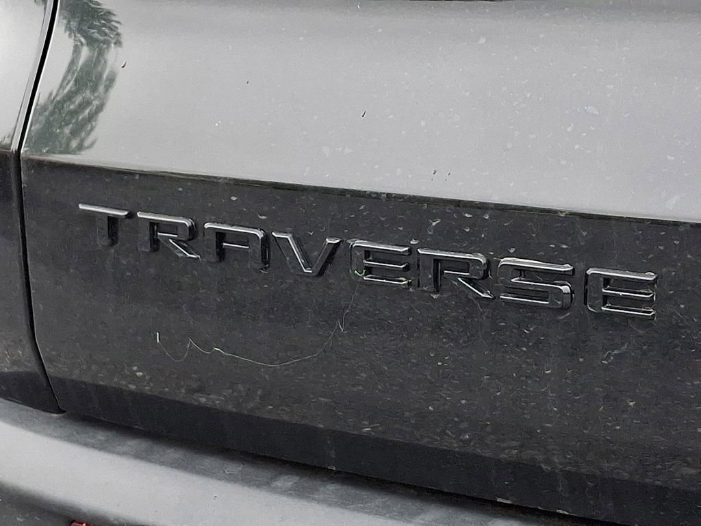 Used 2024 Chevrolet Traverse LT w/ Midnight/Sport Edition FWD image 20