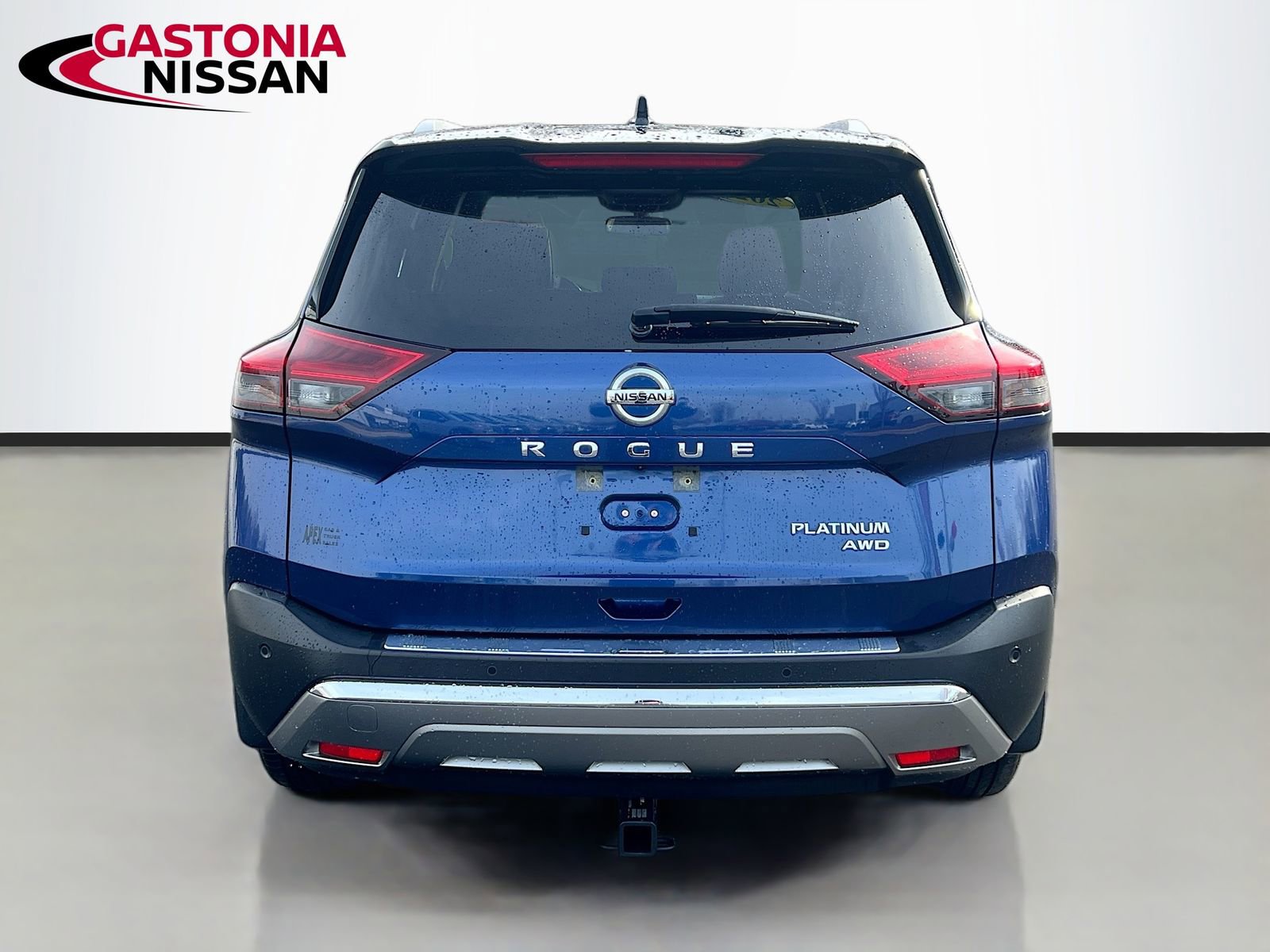 Used 2021 Nissan Rogue Platinum image 7