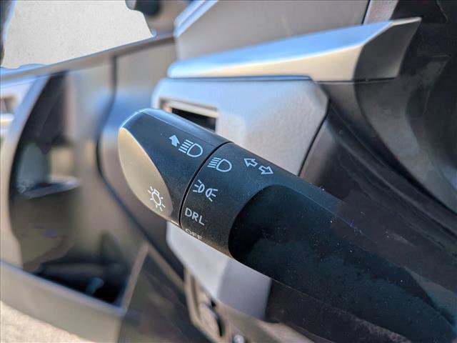 Used 2015 Toyota Corolla LE image 12