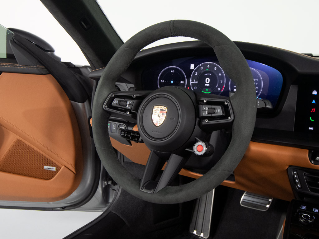 Certified 2026 Porsche 911 Carrera GTS RWD image 36