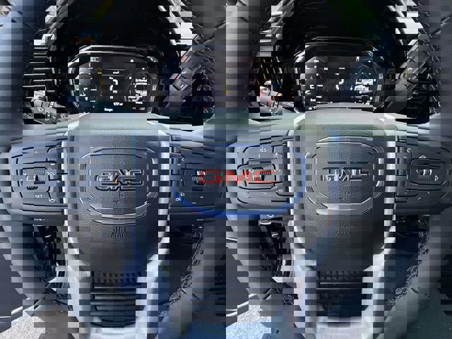 New 2026 GMC Sierra 1500 SLE image 18