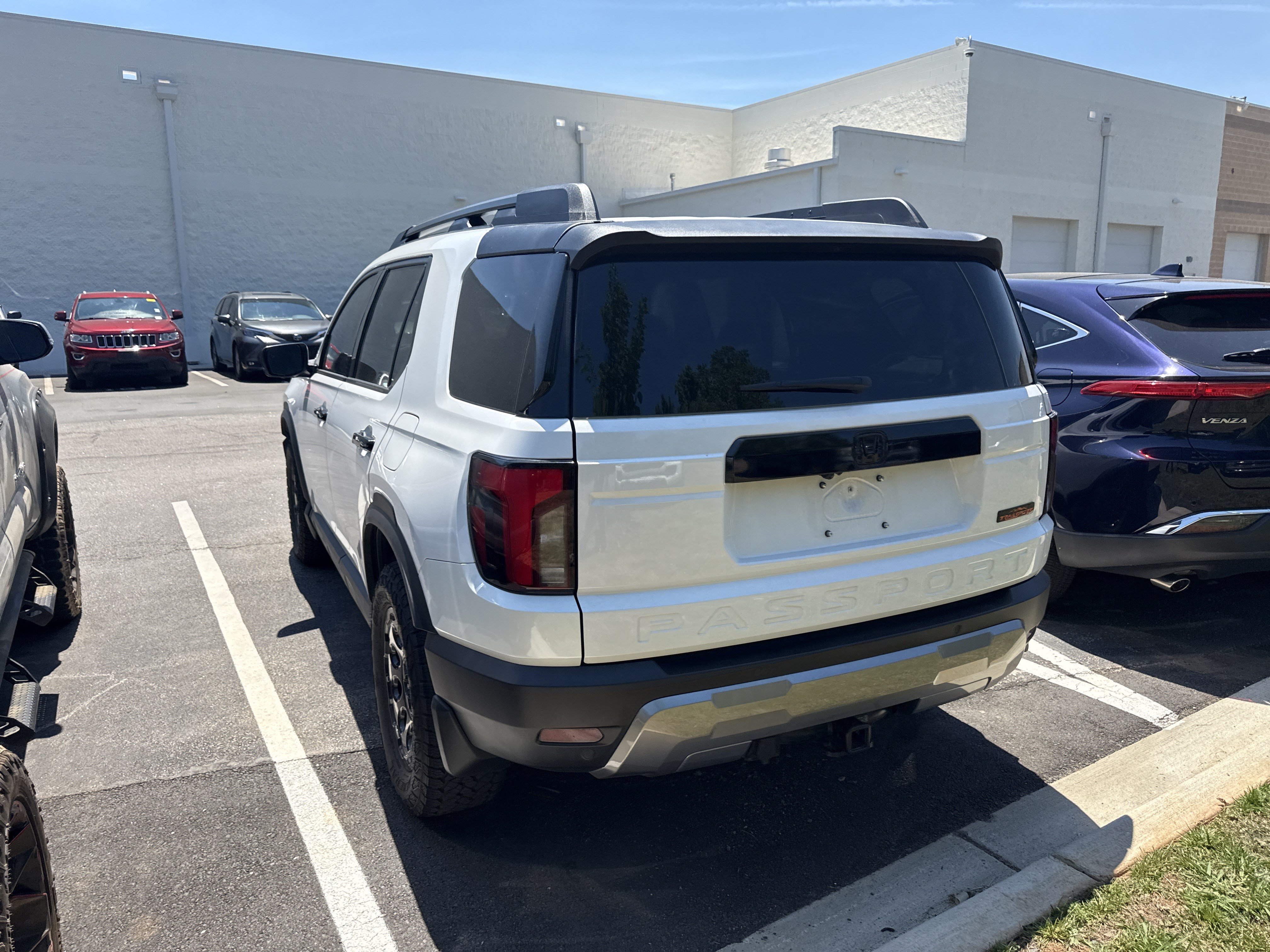 Used 2026 Honda Passport TrailSport Elite image 9
