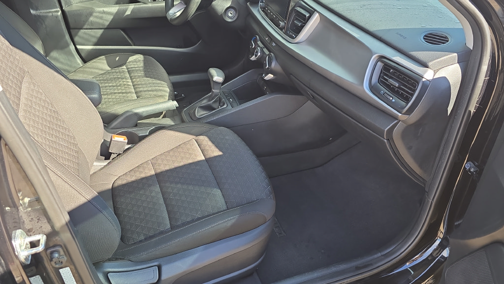 Used 2022 Kia Rio S FWD image 13