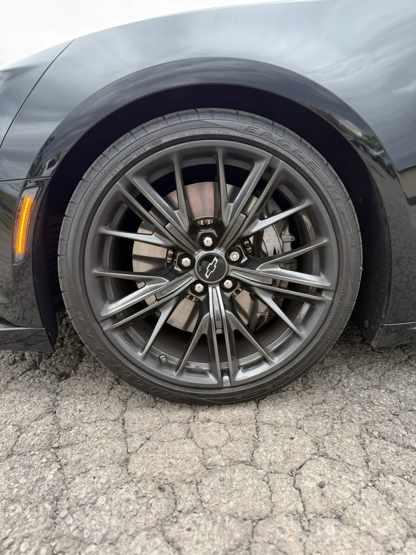 Used 2020 Chevrolet Camaro ZL1 RWD image 38