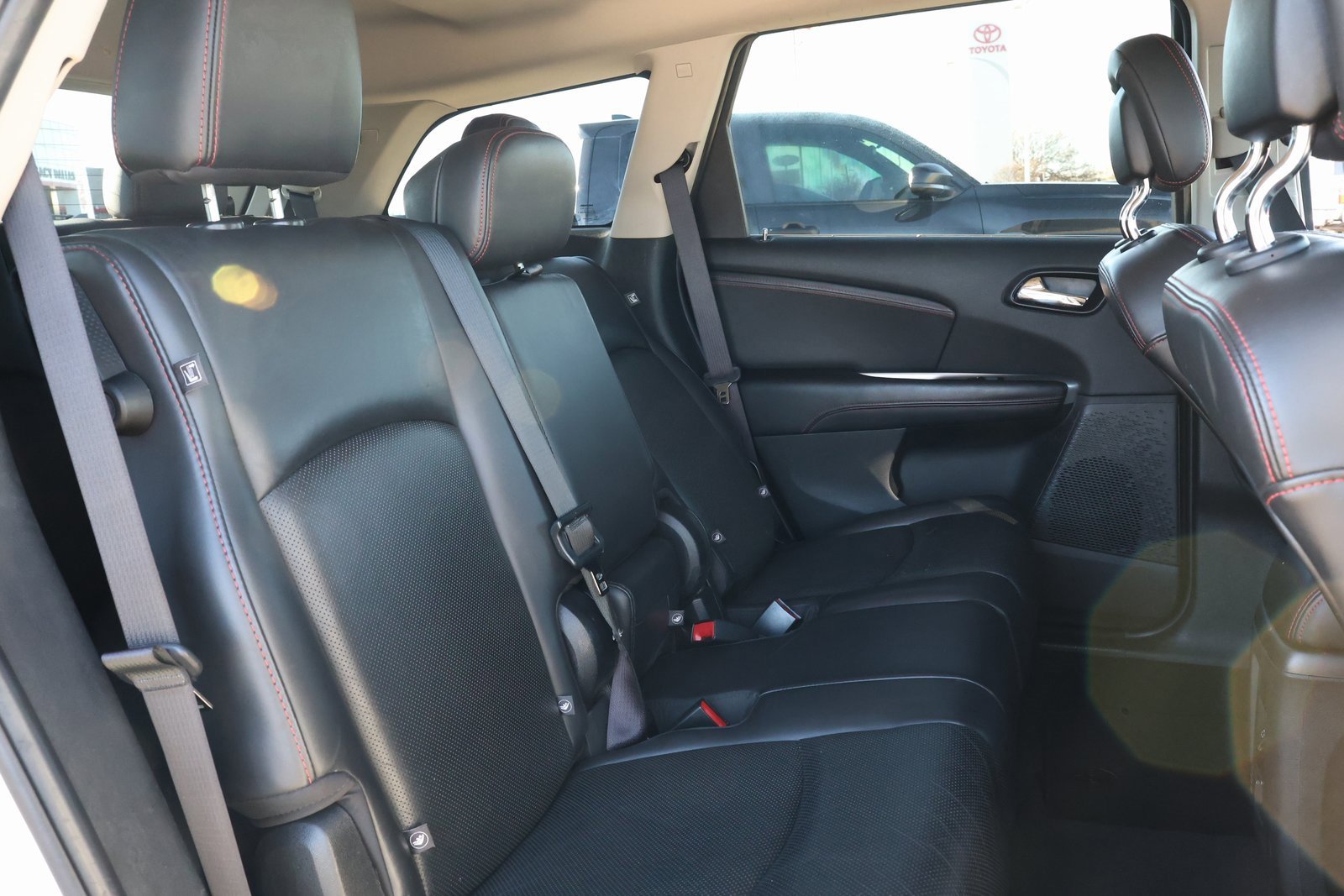 Used 2015 Dodge Journey R/T w/ Flexible Seating Group image 31