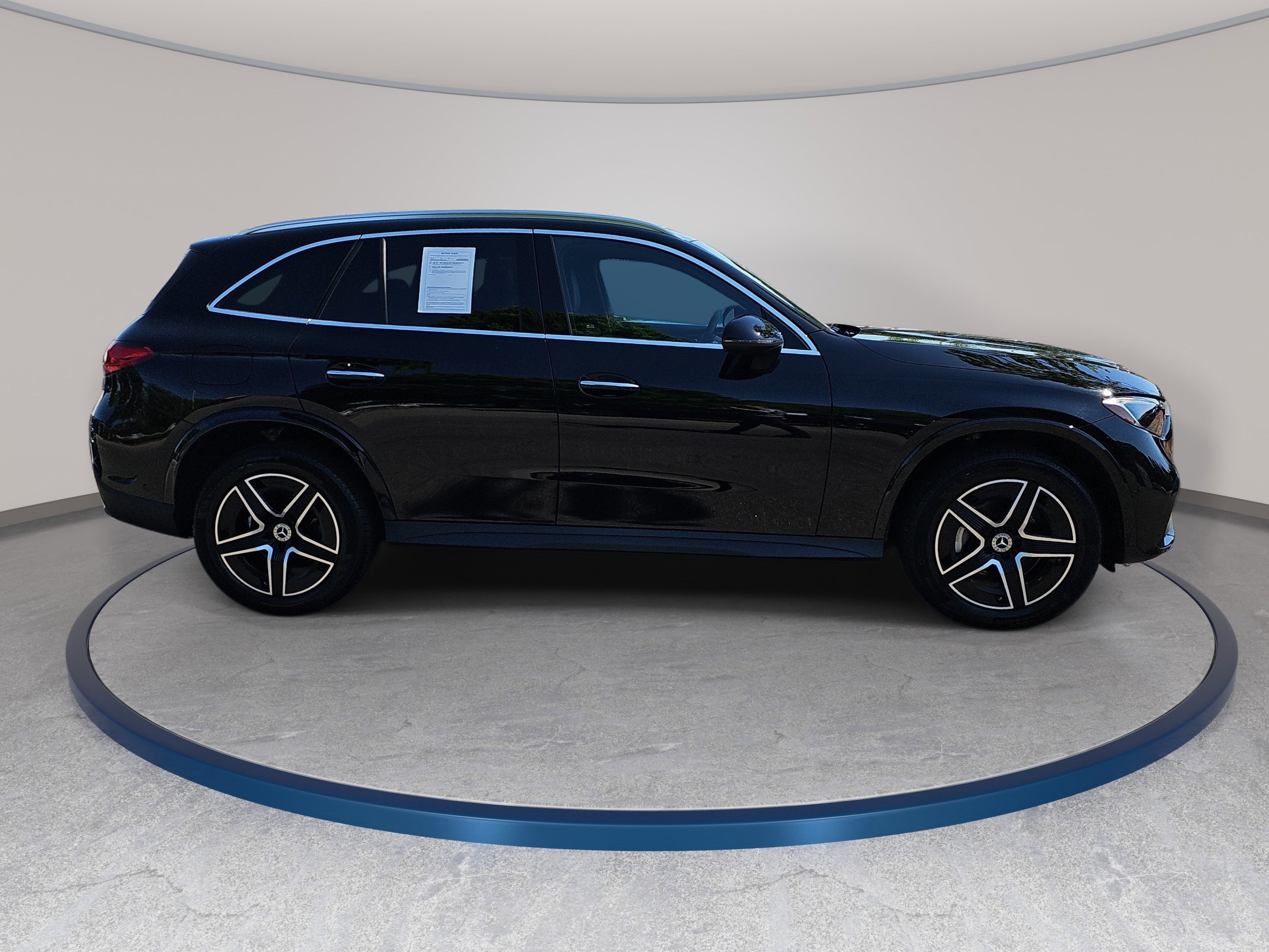 Certified 2026 Mercedes-Benz GLC 300 4MATIC image 5