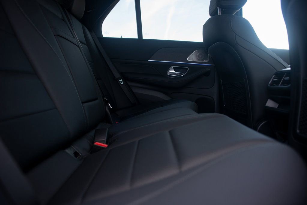 Used 2025 Mercedes-Benz GLE 450 4MATIC image 29