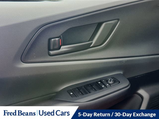 Used 2023 Toyota Prius LE image 18