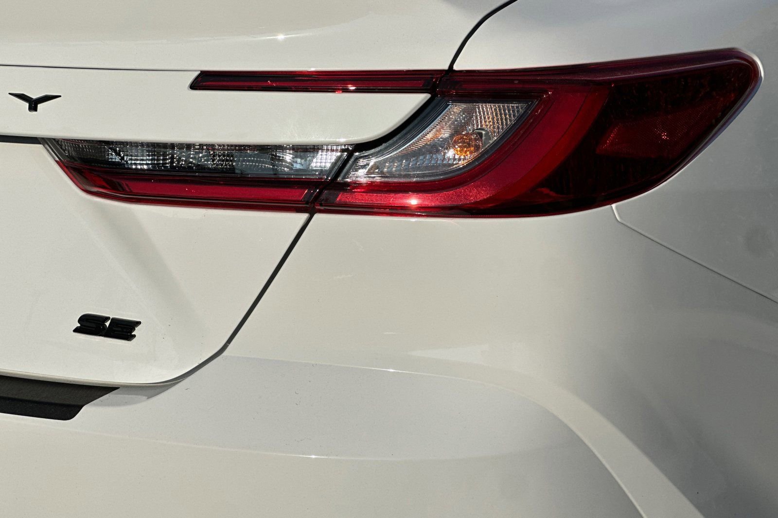 Used 2025 Toyota Camry SE image 30