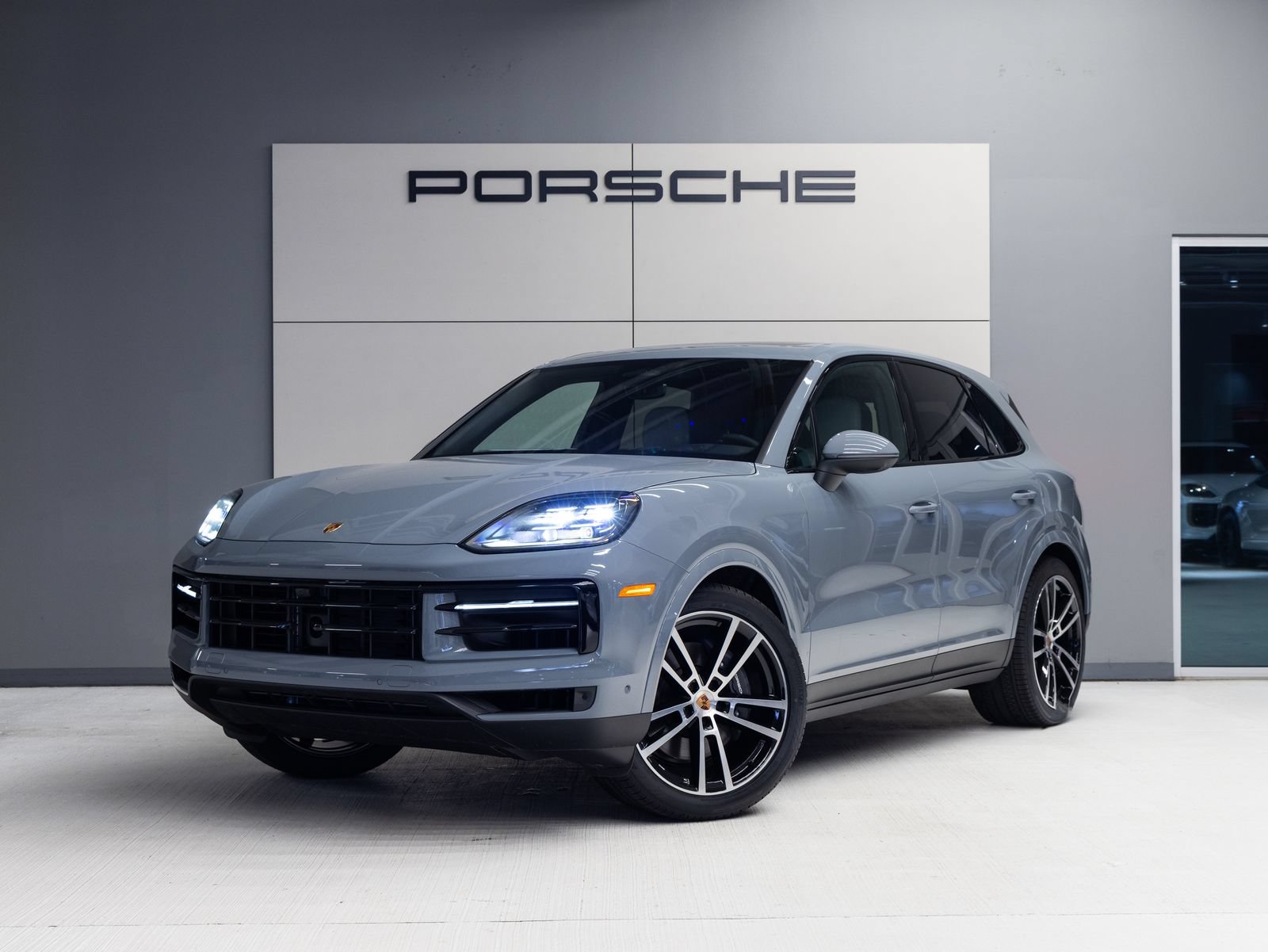 New 2026 Porsche Cayenne AWD/4WD image 1