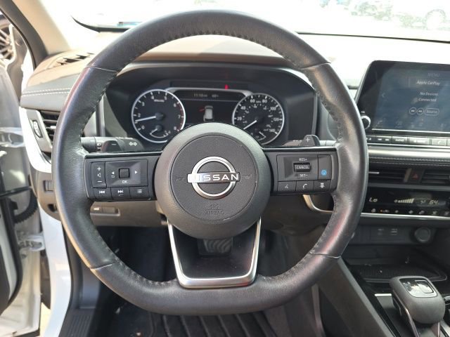 Used 2023 Nissan Rogue SV w/ SV Premium B Package image 16