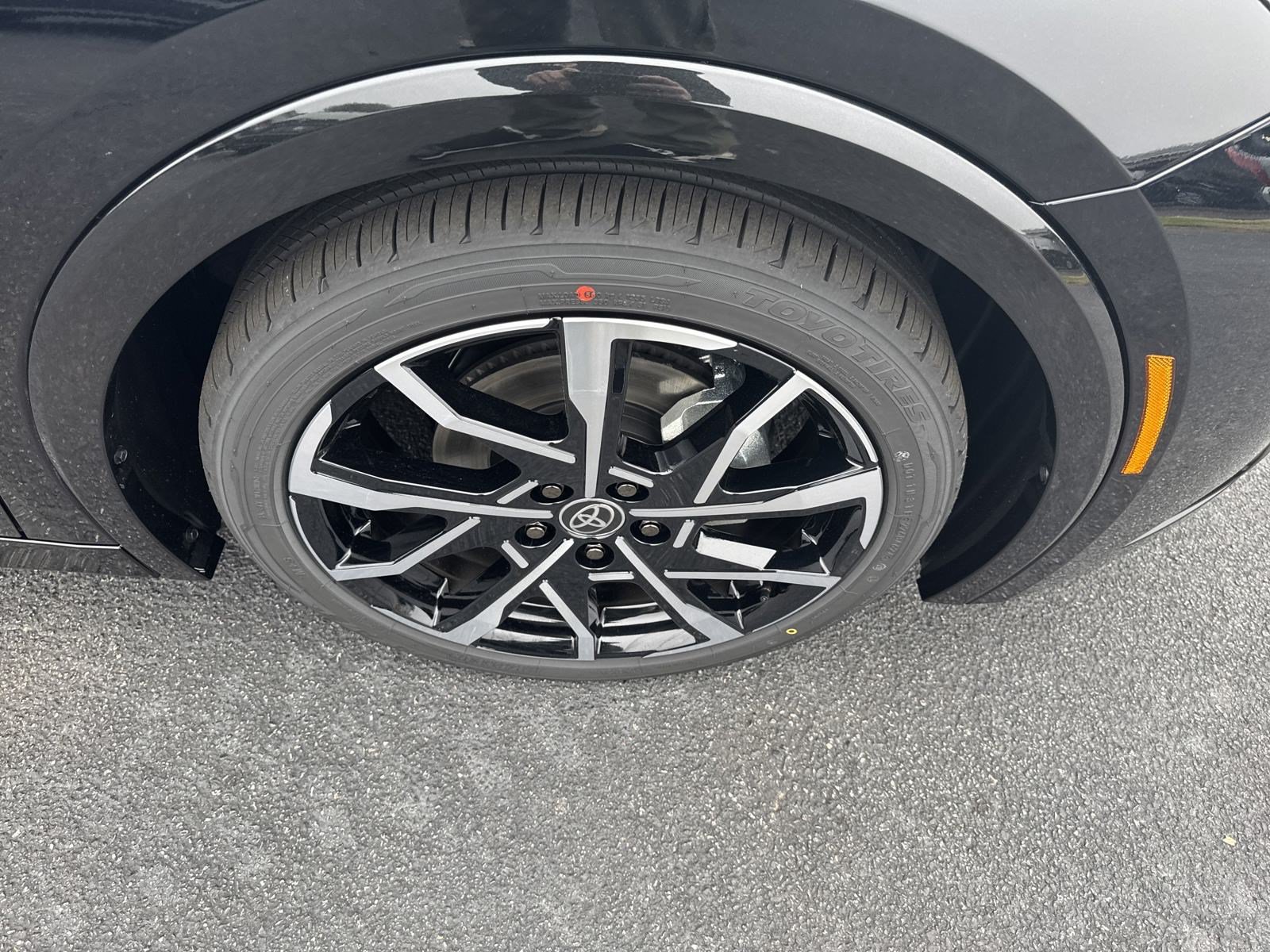 New 2024 Toyota Prius Prime FWD image 10