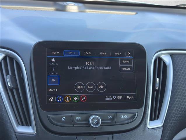 Used 2025 Chevrolet Malibu LT FWD image 14