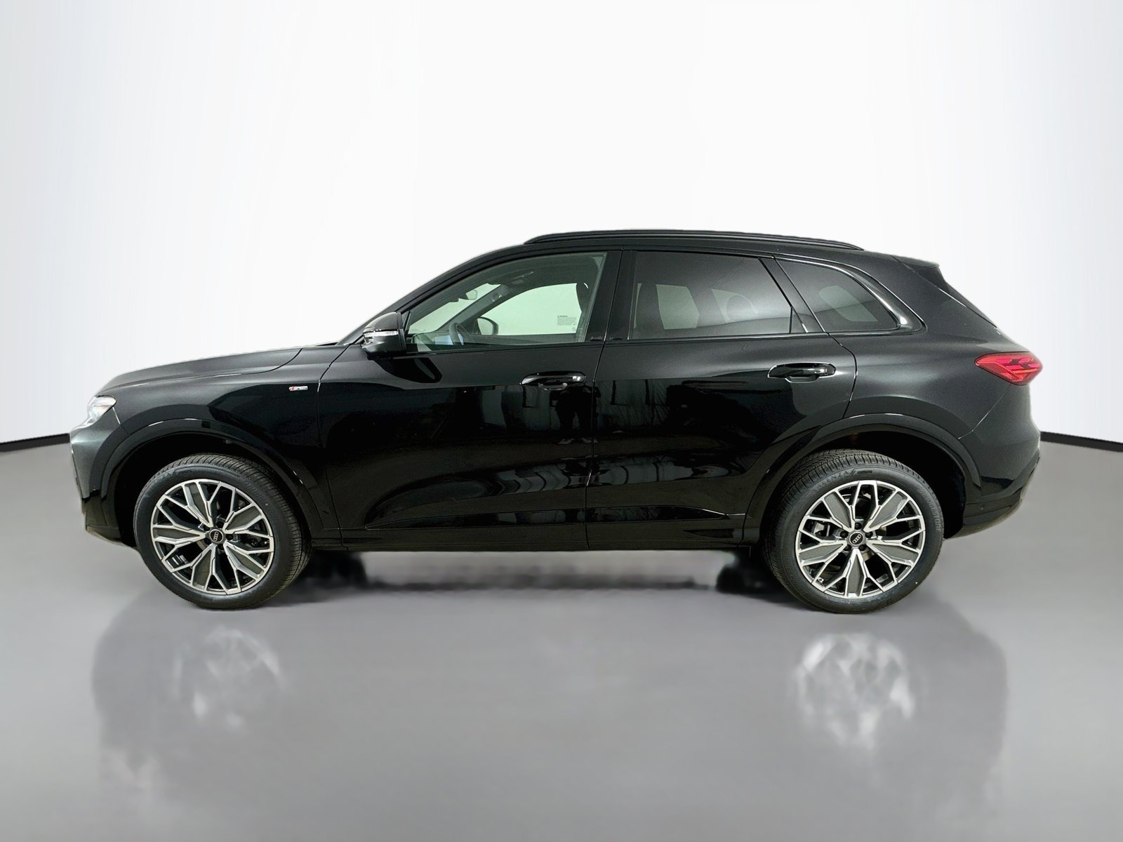 New 2026 Audi Q5 Premium Plus AWD/4WD image 8