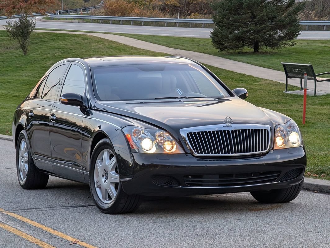 Used 2005 Maybach 57 RWD image 1