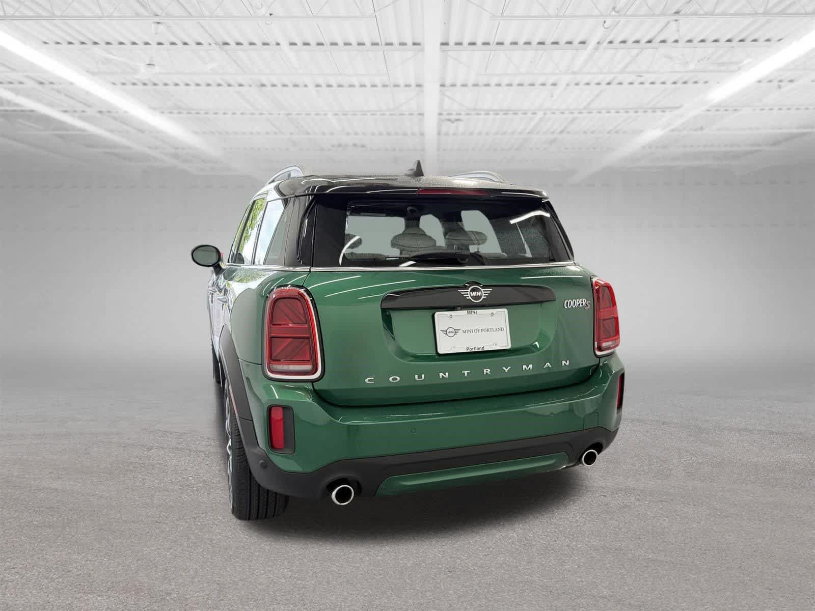Used 2024 MINI Cooper Countryman S w/ Signature Upholstery Package FWD image 4