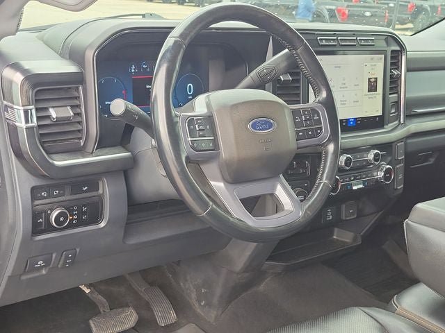 Used 2023 Ford F250 Lariat w/ Sport Appearance Package AWD/4WD image 7