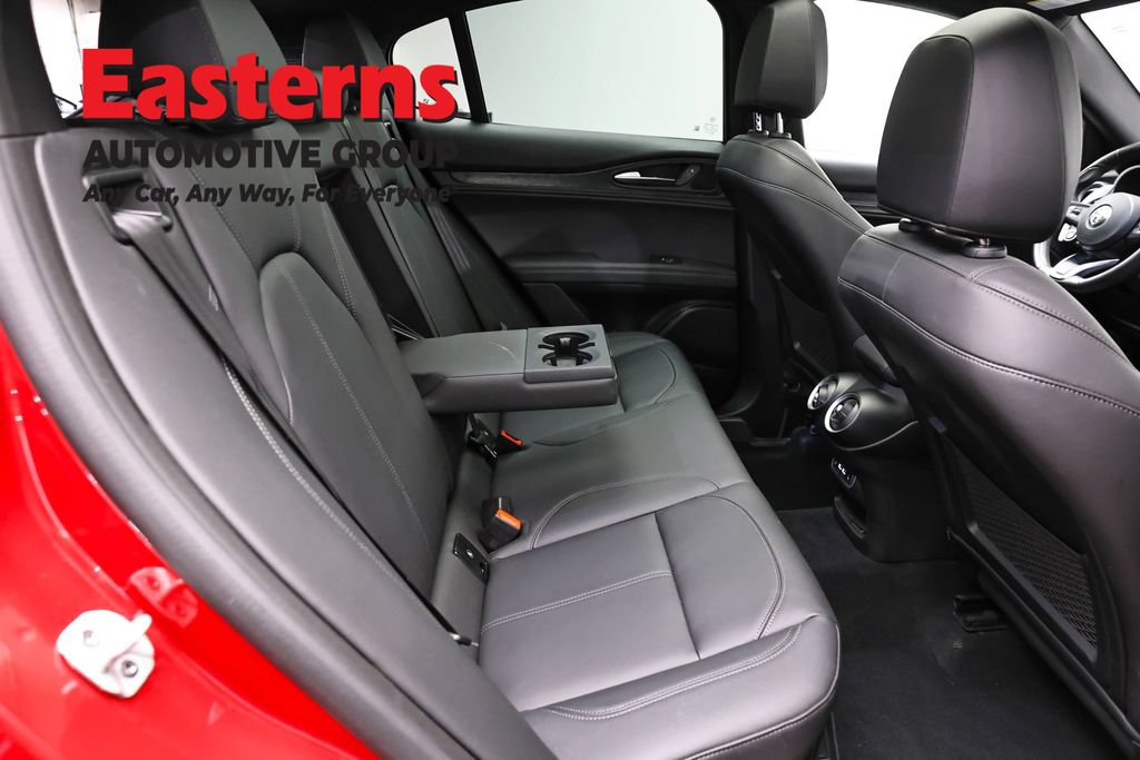 Used 2024 Alfa Romeo Stelvio Sprint AWD/4WD image 24