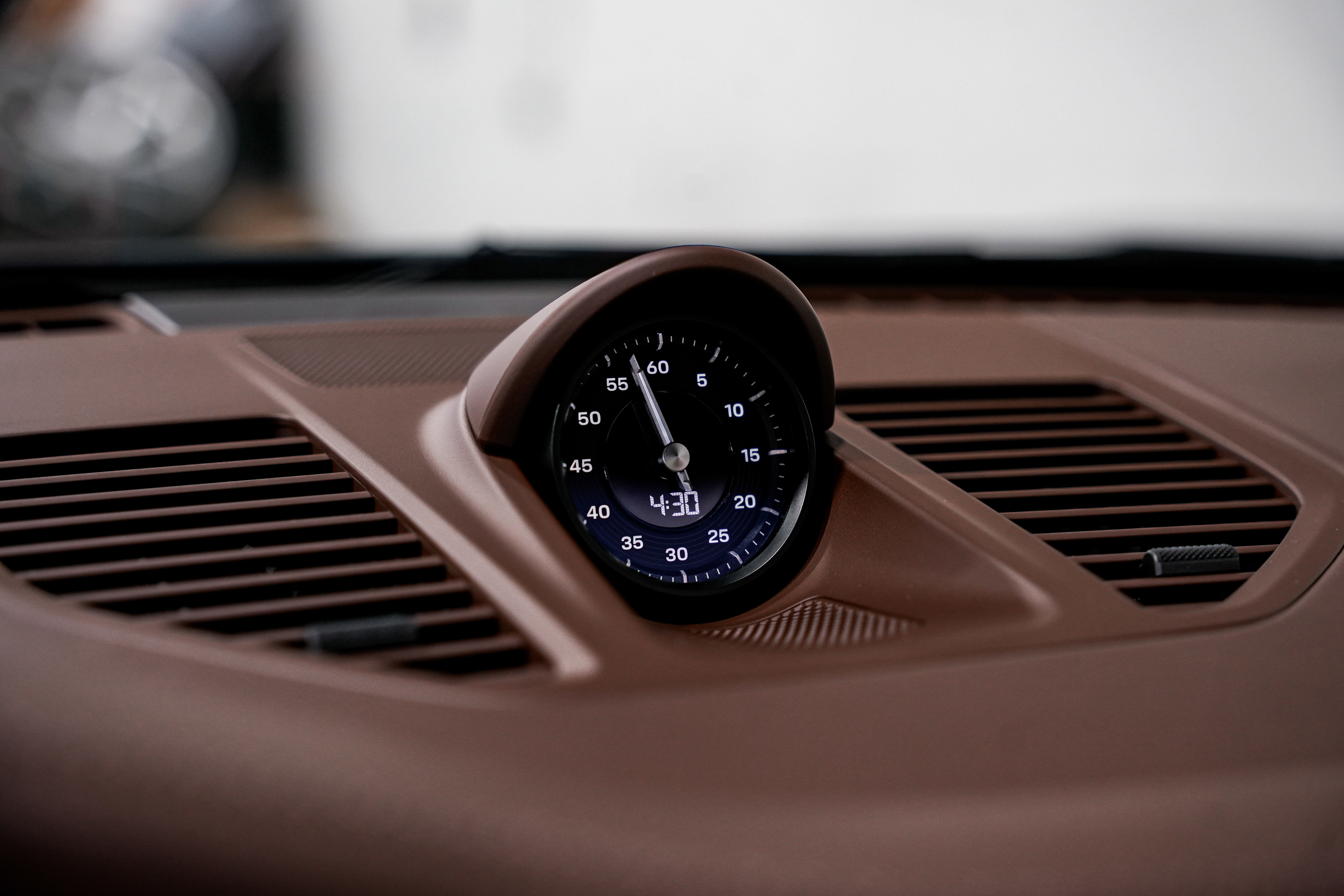 Used 2025 Porsche 911 Targa 4 GTS image 13