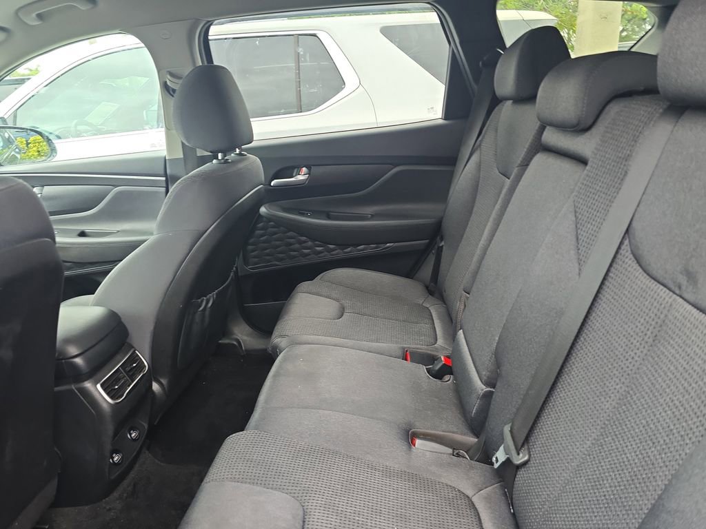 Used 2022 Hyundai Santa Fe SEL image 9