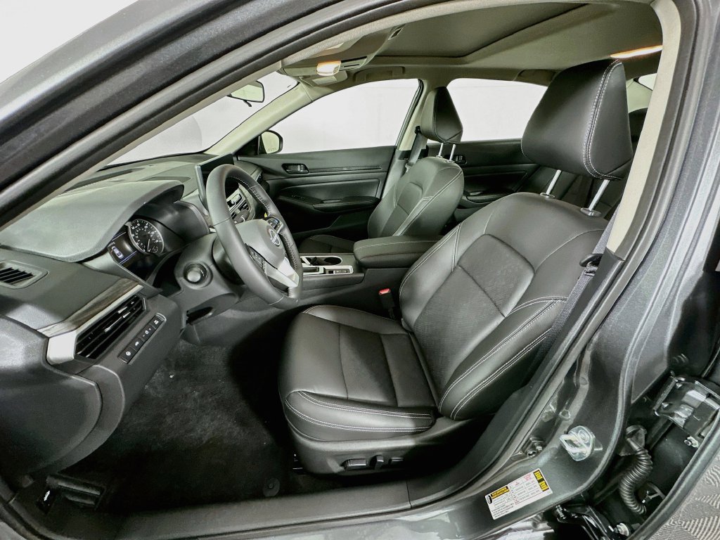 New 2026 Nissan Altima 2.5 SV FWD image 28