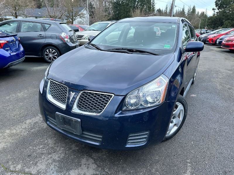 Used 2009 Pontiac Vibe w/ Preferred Package FWD image 2