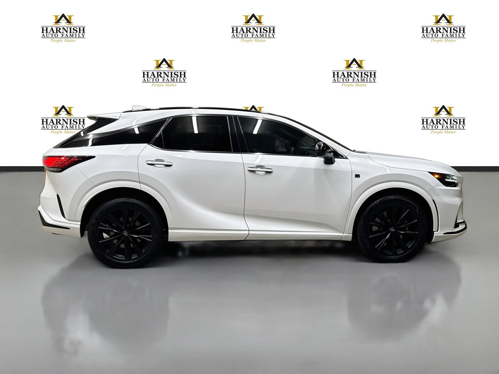 Used 2023 Lexus RX 500h F Sport w/ Cold Area Package AWD/4WD image 5