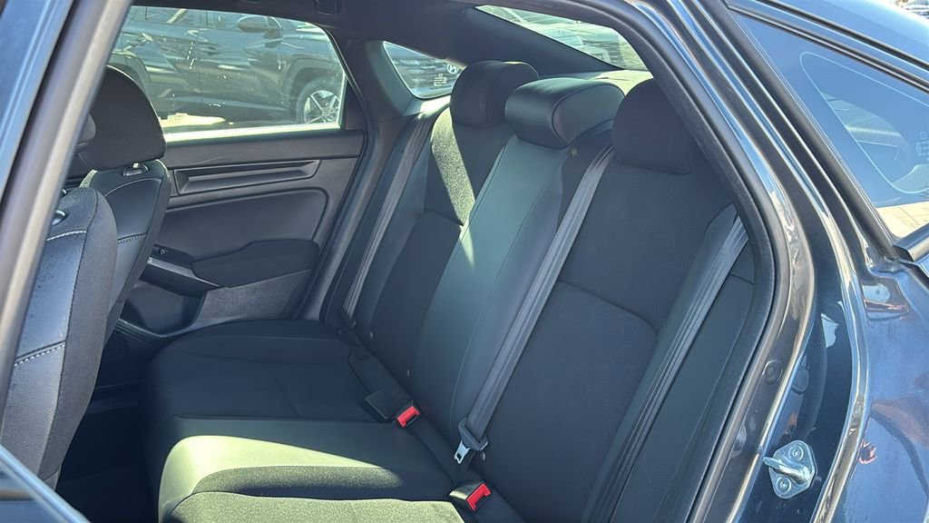 Used 2023 Honda Civic Sport image 28
