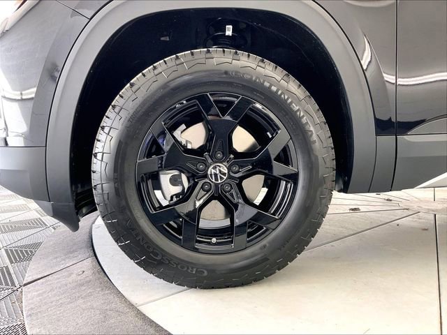New 2026 Volkswagen Atlas Peak Edition image 12