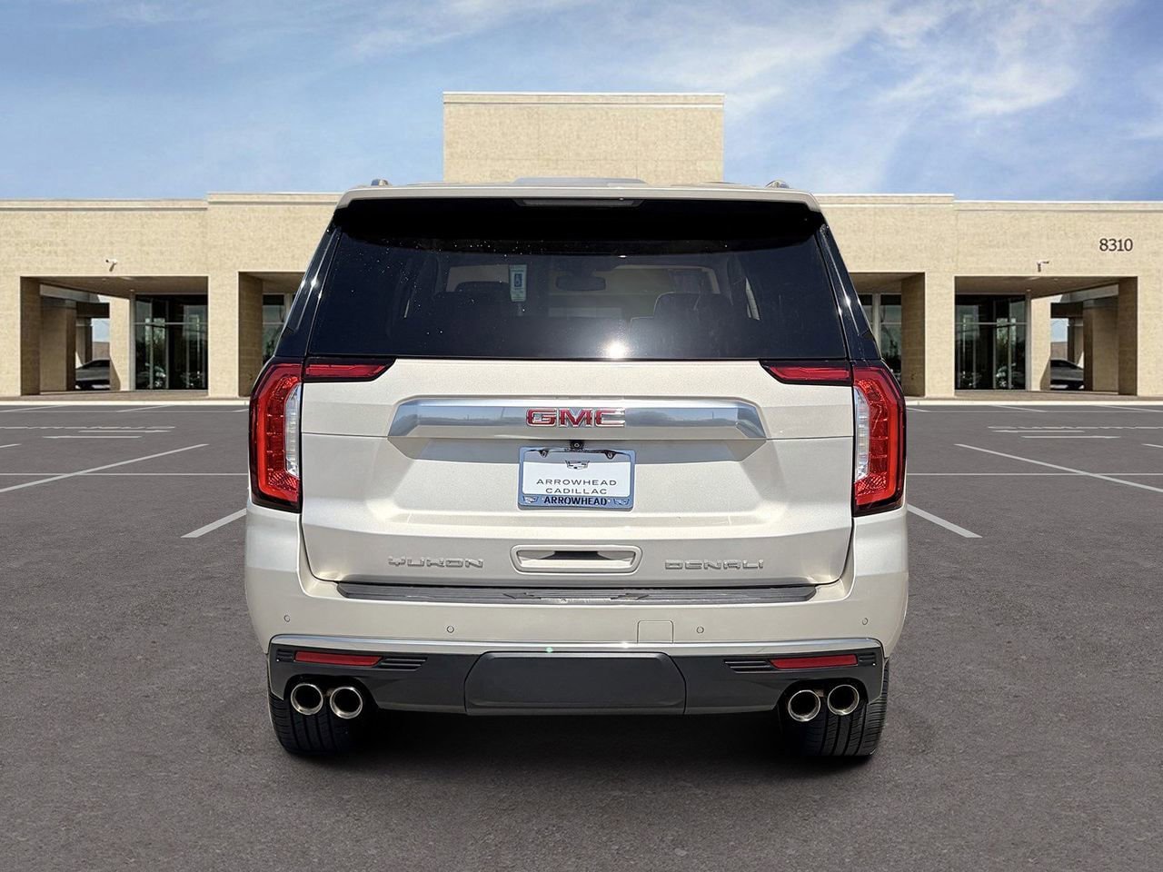 Used 2022 GMC Yukon XL Denali AWD/4WD image 6