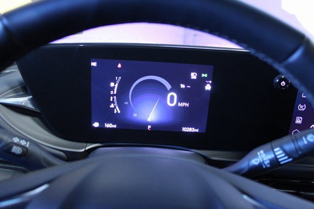 Used 2025 Buick Envista Sport Touring image 16