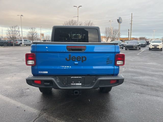 Used 2021 Jeep Gladiator Sport image 8