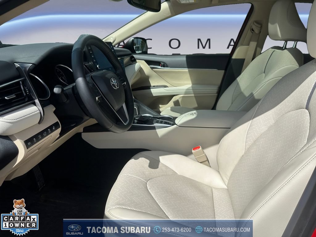 Used 2024 Toyota Camry XLE w/ Navigation Package FWD image 10