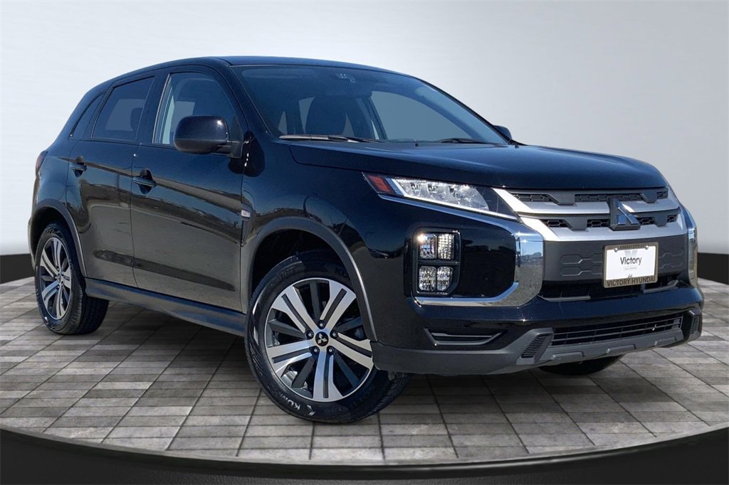 Used 2024 Mitsubishi Outlander Sport AWD image 3