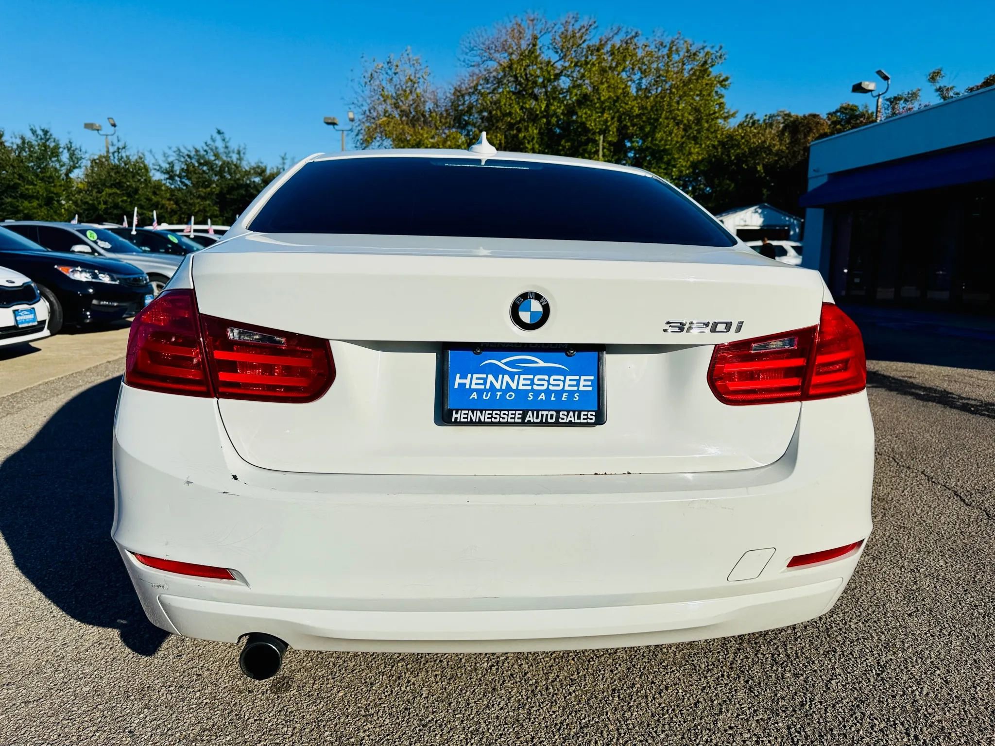 Used 2015 BMW 320i Sedan image 3